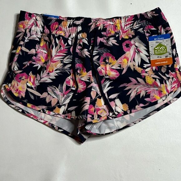 Columbia | NWT Omni Shield Shorts Navy with Floral - Picture 1 of 5